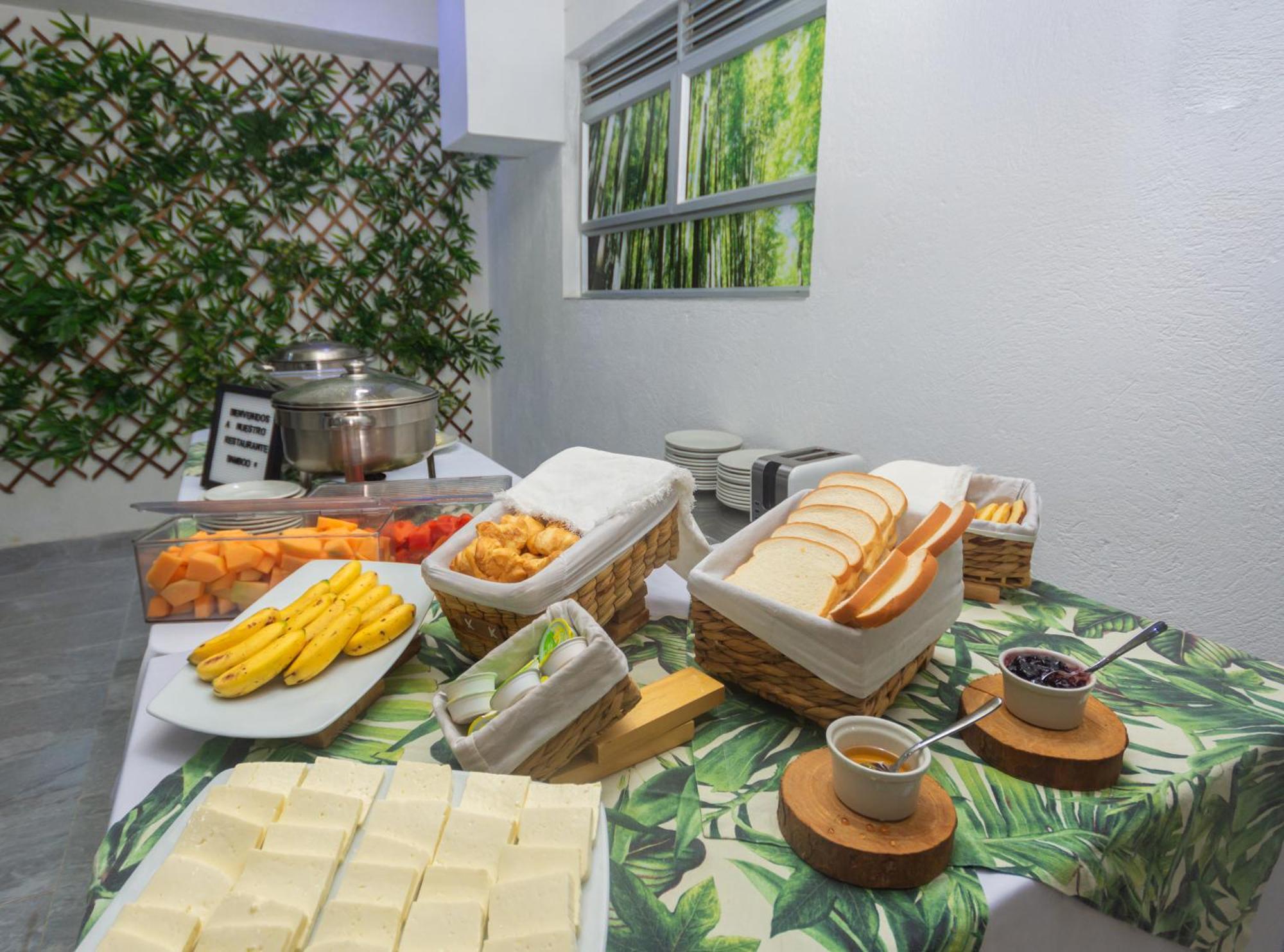Del Parque Hotel 3*